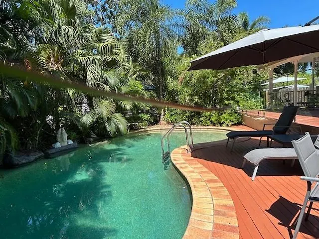 South Pacific Bed & Breakfast Clifton Beach Australia