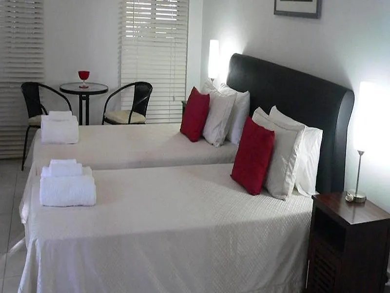 South Pacific Bed & Breakfast Clifton Beach 4*,  Australia